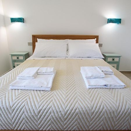 Central Station Apartments - Fanale Rentals Palermo Bilik gambar