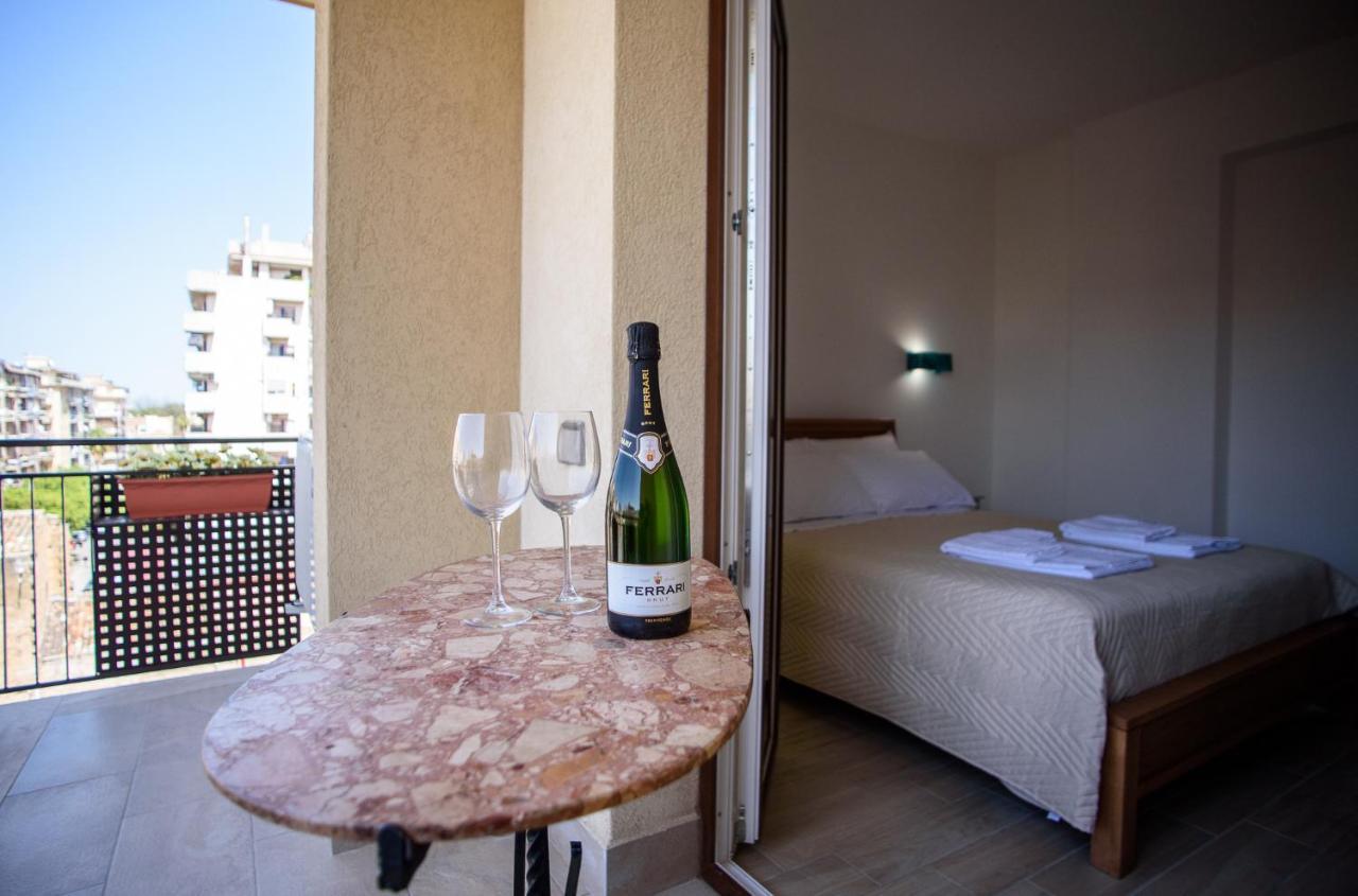 Central Station Apartments - Fanale Rentals Palermo Luaran gambar