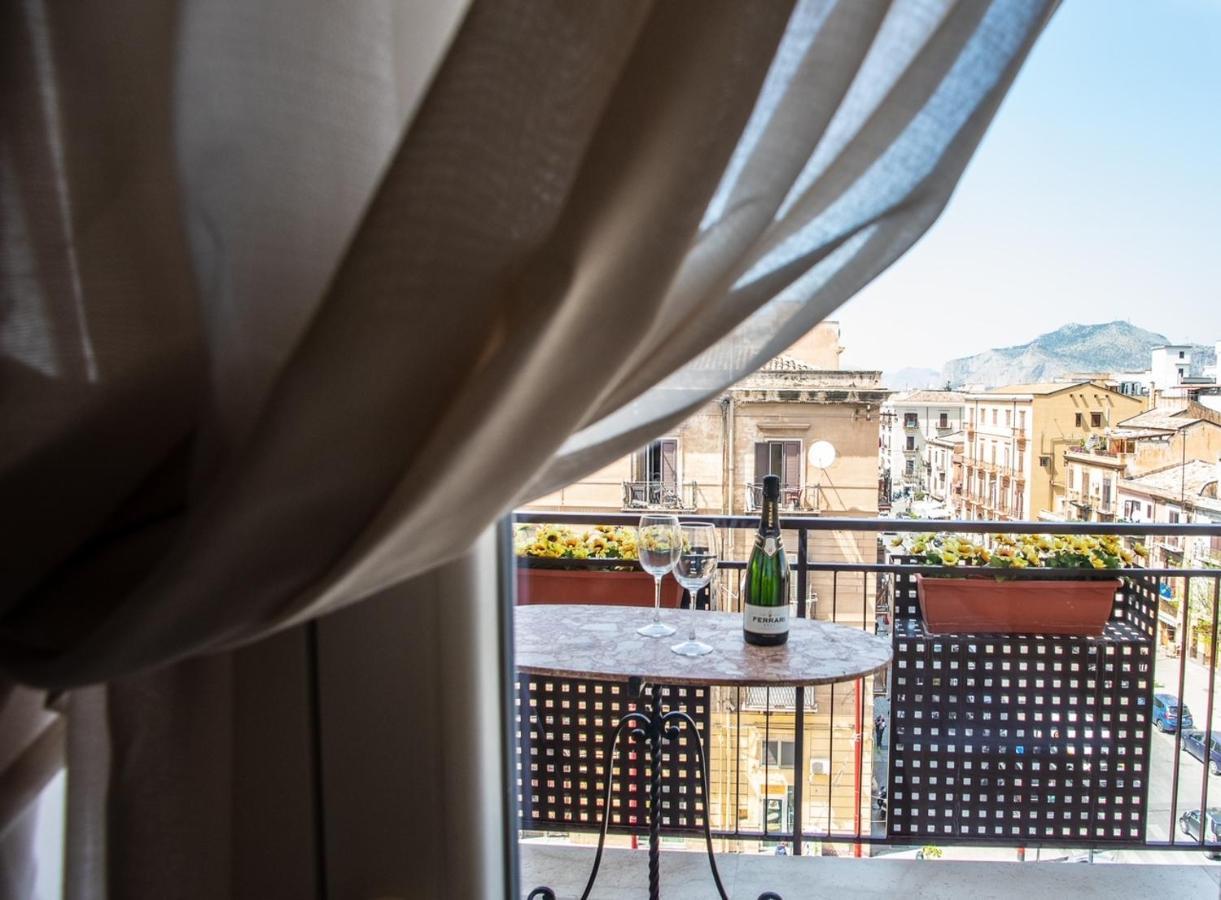 Central Station Apartments - Fanale Rentals Palermo Luaran gambar